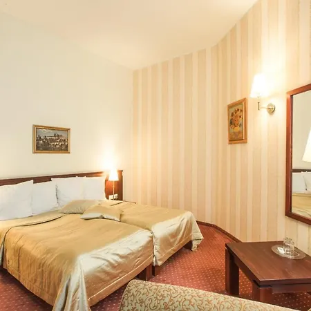 Viesnīca Monika Centrum 4*
