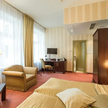 Monika Centrum Viesnīca 4*